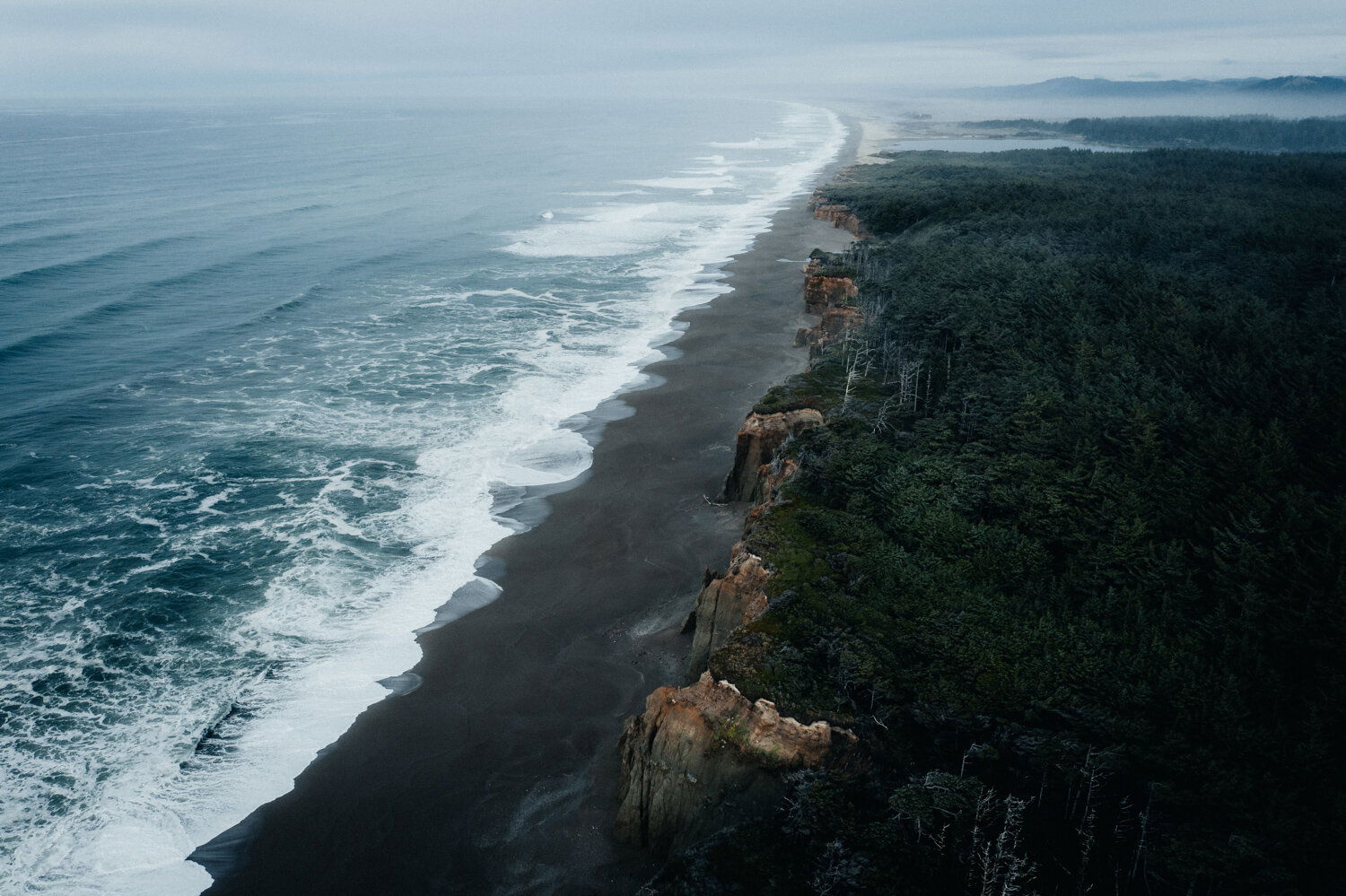 Landscape color photo by Hannes Becker, Oregon coast line, USA