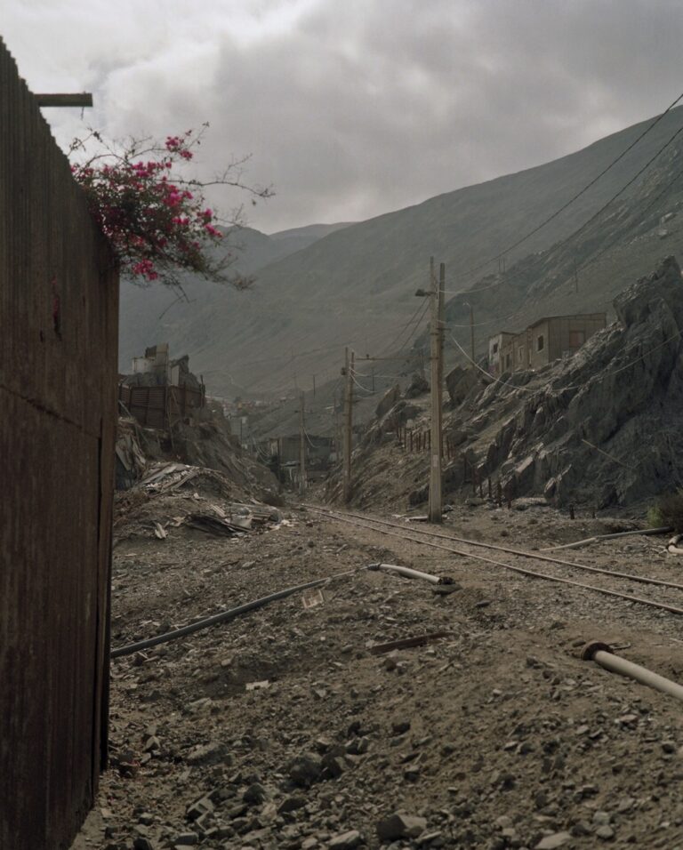 Color photo of rugged valley by Juan Miguel Ramírez-Suassi