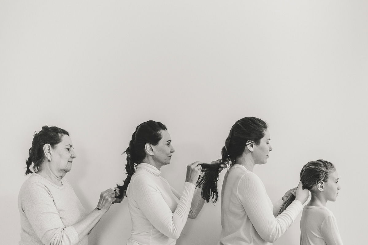 black and white photo of girl, mother and grandma from same family by Juliana Holck