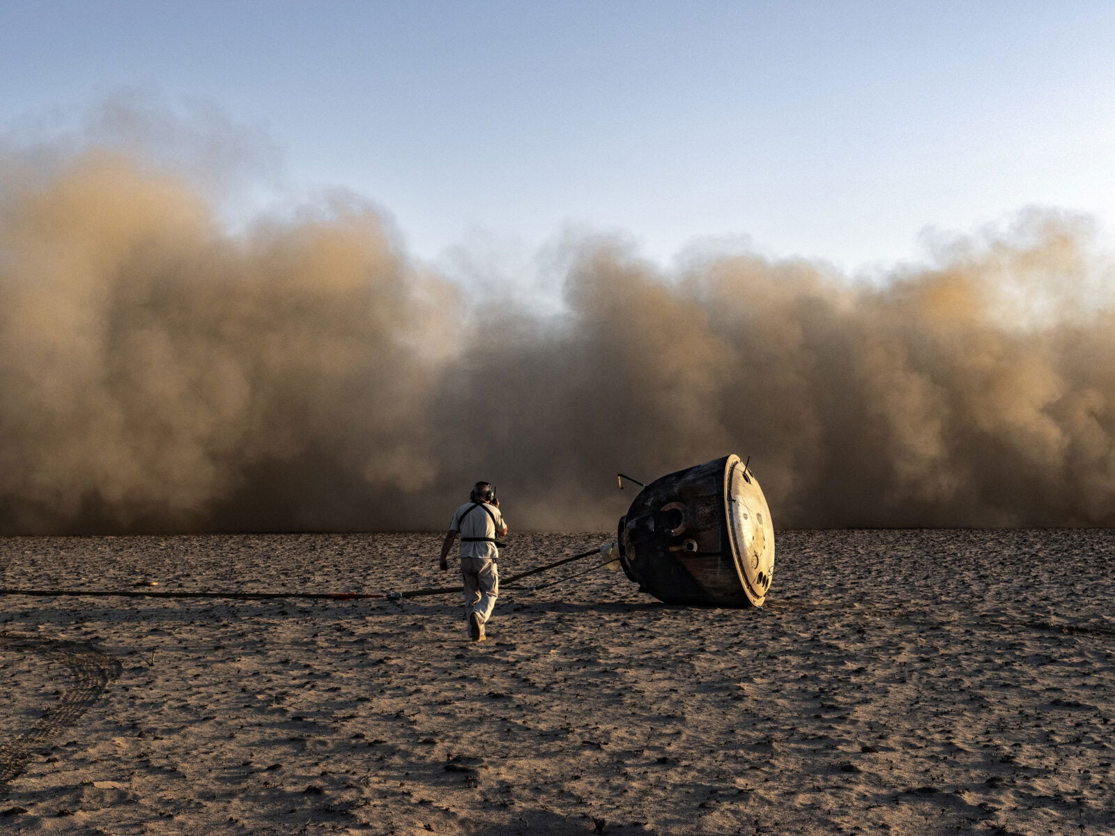 Documentary photography by Andrew McConnell. The Soyuz MS-04 spacecraft carrying Russian cosmonaut Fyodor Yurchikhin, and US astronauts Peggy Whitson and Jack Fischer